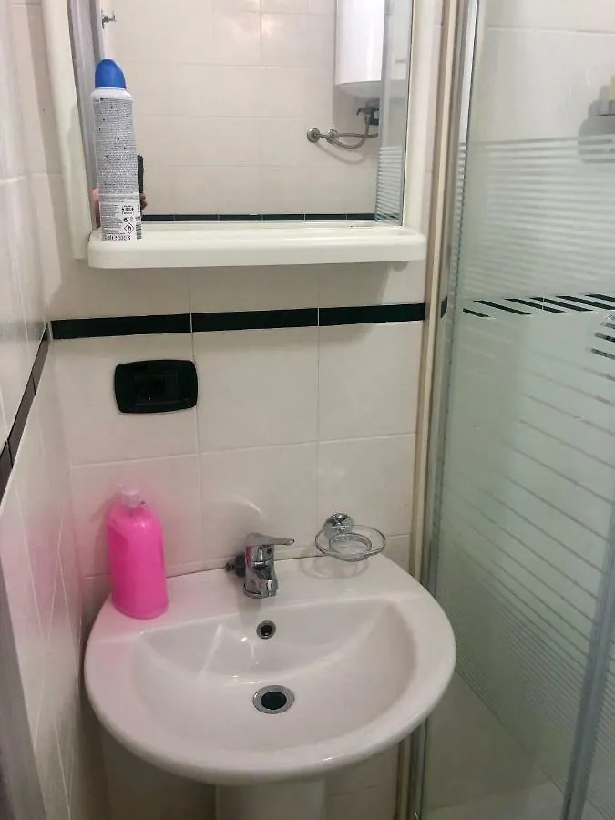Hamlet Appartment Naples Italy